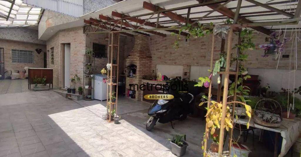 Casa à venda com 5 quartos, 350m² - Foto 9