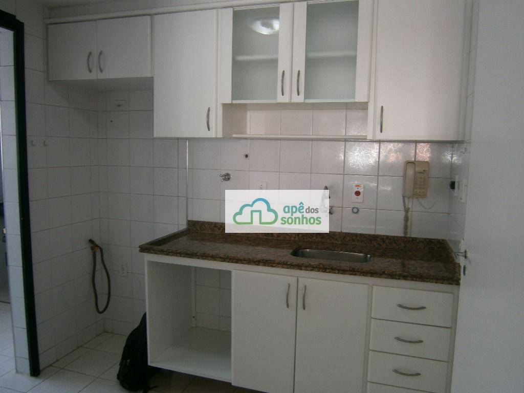 Apartamento para alugar com 2 quartos, 70m² - Foto 5