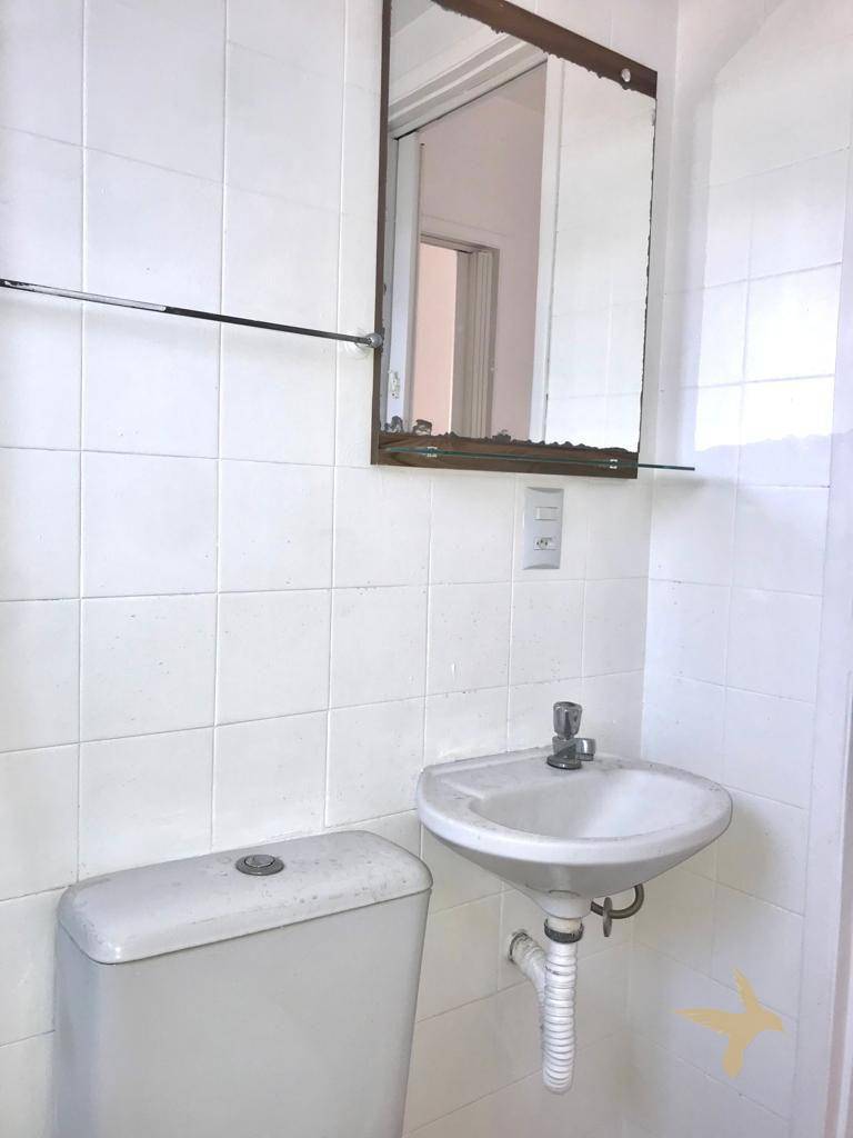 Apartamento para alugar com 1 quarto, 35m² - Foto 12