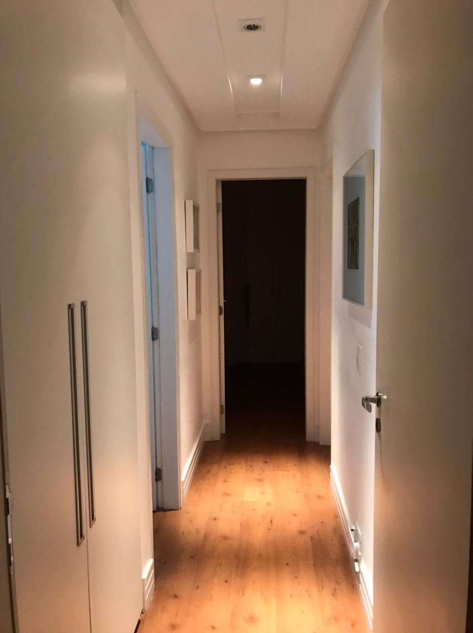 Apartamento à venda com 3 quartos, 143m² - Foto 3