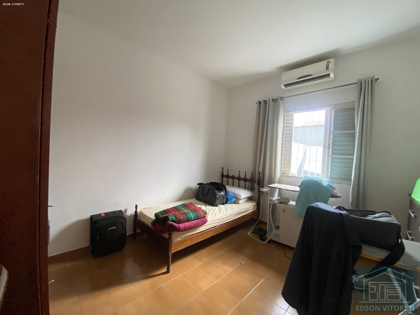 Casa à venda com 1 quarto, 78m² - Foto 7