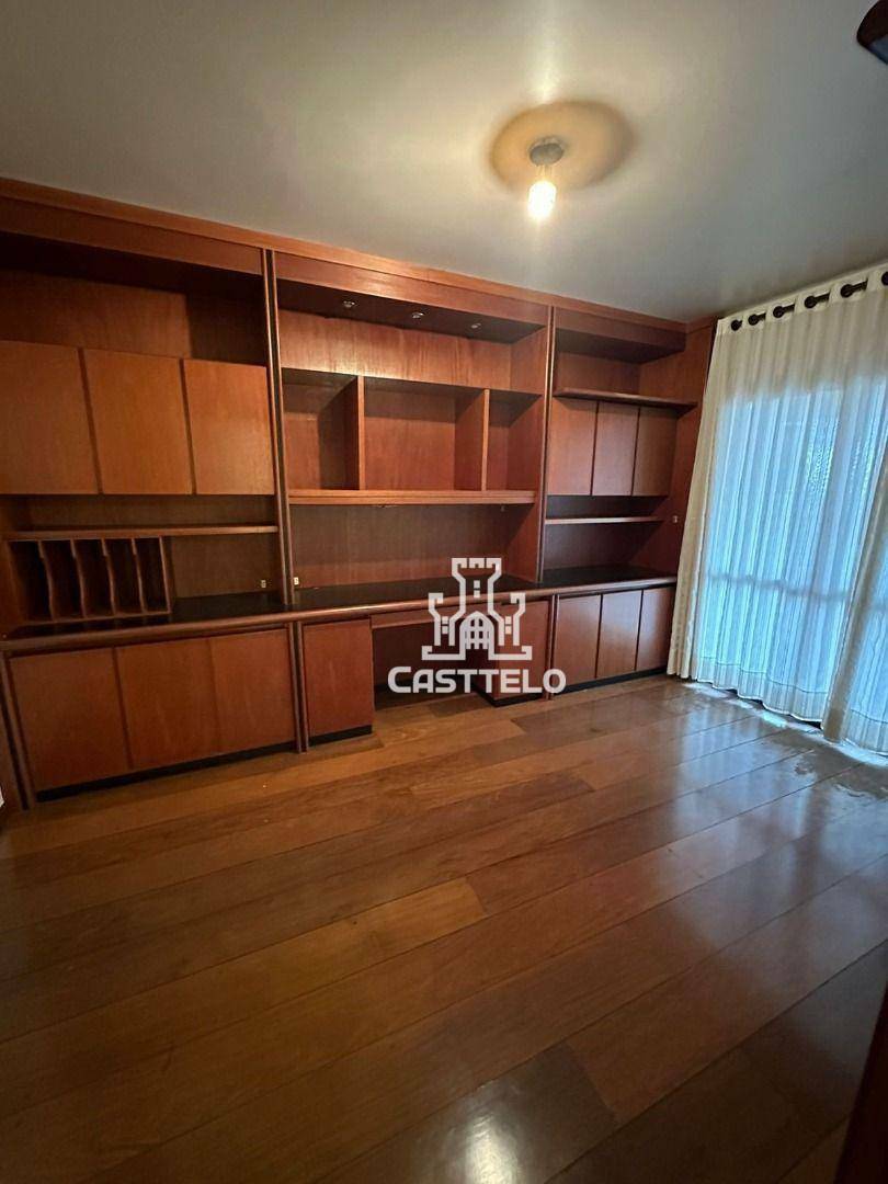 Apartamento à venda com 3 quartos, 226m² - Foto 10