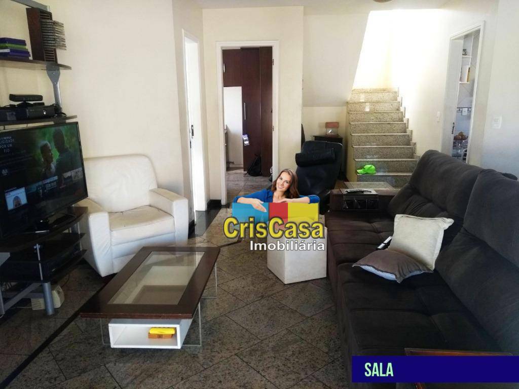 Casa à venda com 4 quartos, 221m² - Foto 3