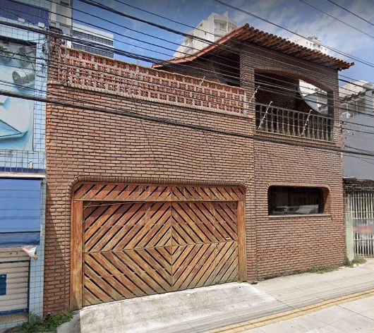 Sobrado à venda com 4 quartos, 250m² - Foto 1