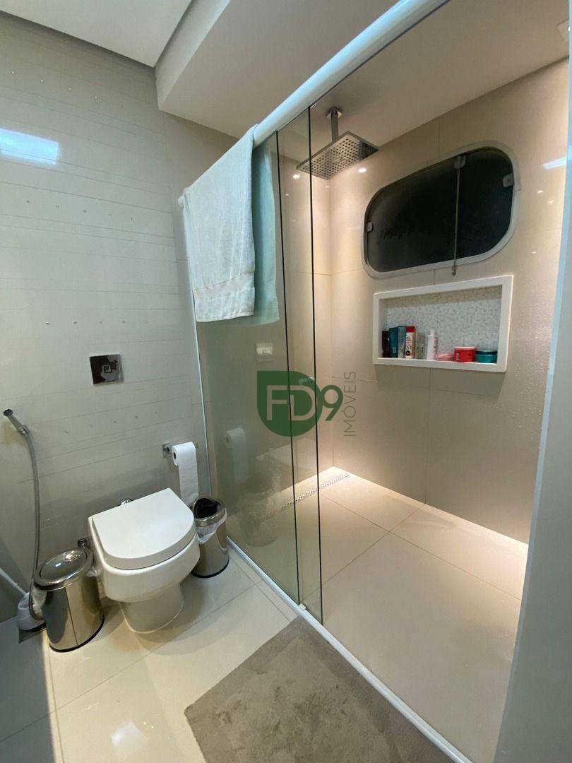 Apartamento à venda com 3 quartos, 278m² - Foto 32