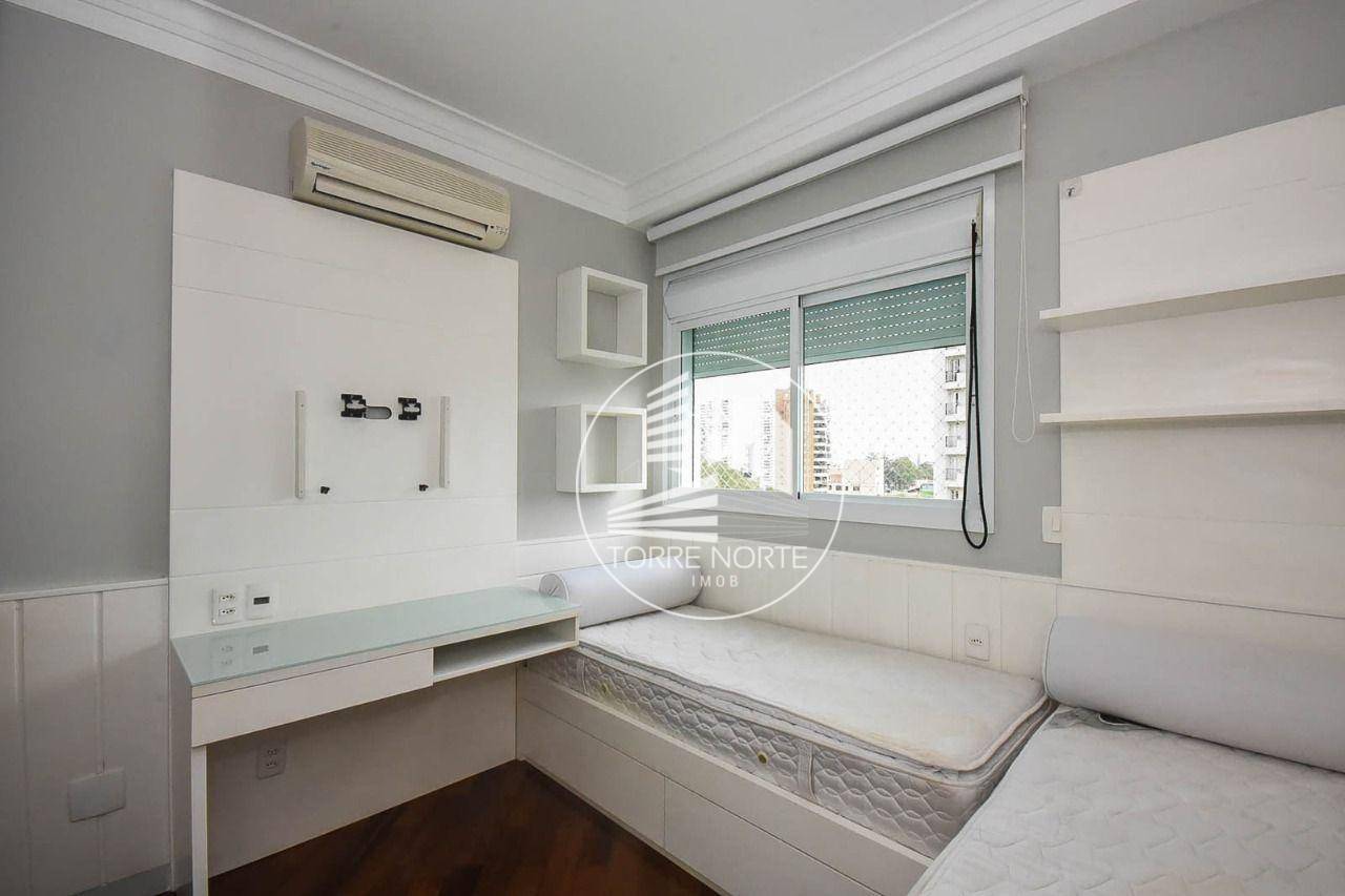 Apartamento à venda com 3 quartos, 193m² - Foto 9