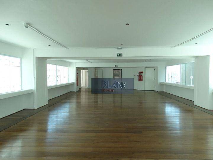 Prédio Inteiro para alugar, 5704m² - Foto 1