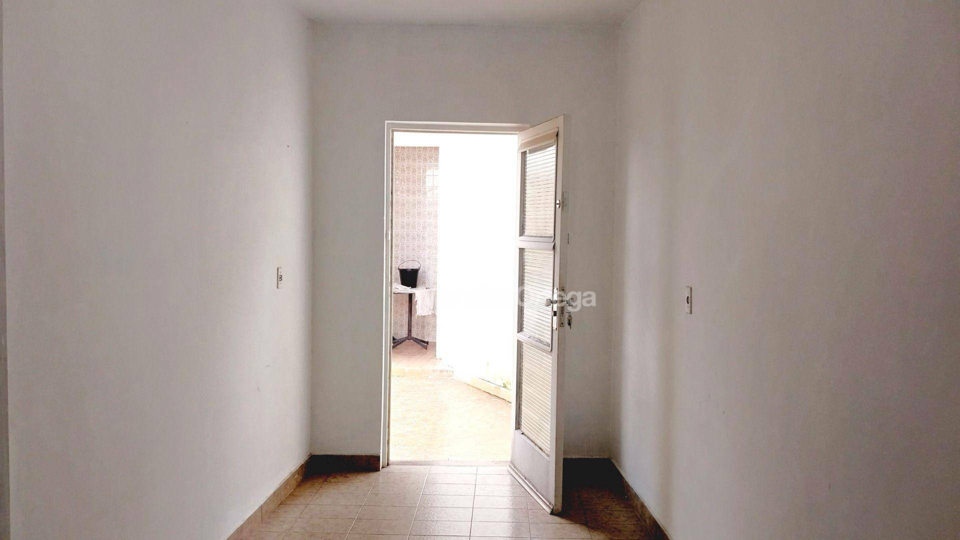 Casa à venda com 3 quartos, 402m² - Foto 19