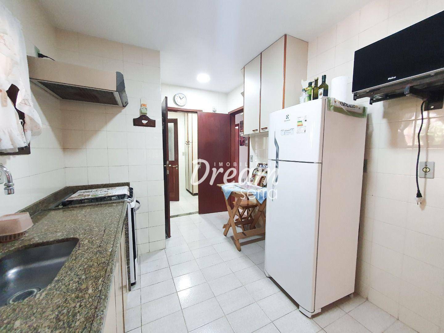 Casa à venda com 4 quartos, 320m² - Foto 33