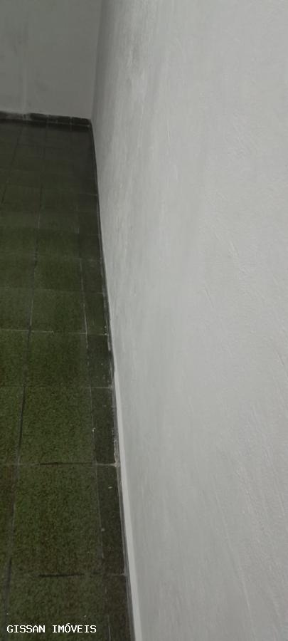 Casa para alugar com 1 quarto, 30m² - Foto 5