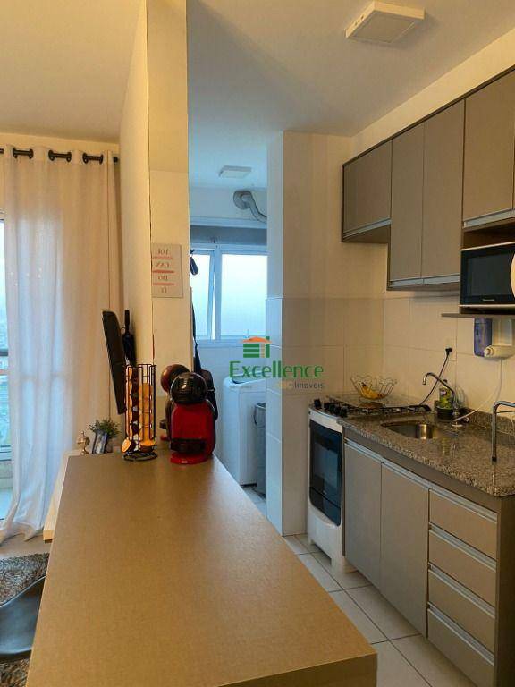 Apartamento à venda com 2 quartos, 56m² - Foto 3