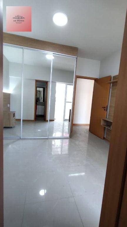 Apartamento à venda com 3 quartos, 181m² - Foto 19