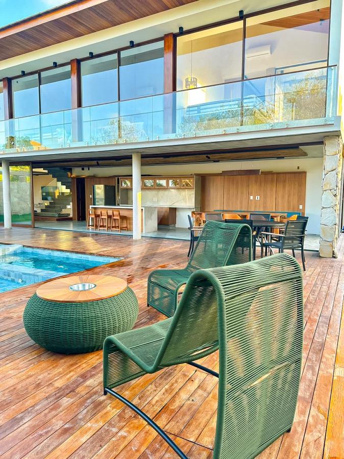 Casa de Condomínio à venda com 7 quartos, 450m² - Foto 2