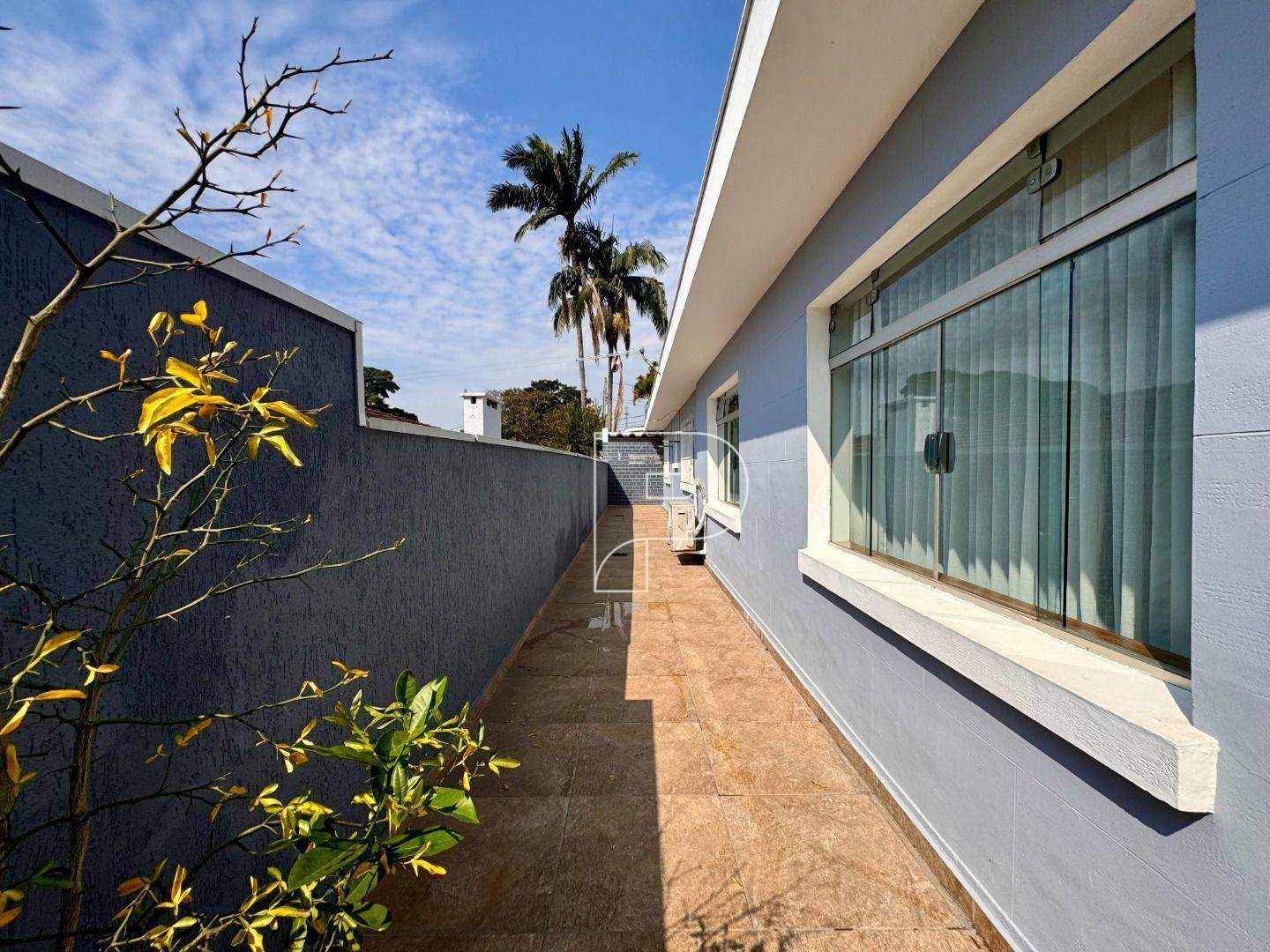 Casa de Condomínio à venda com 3 quartos, 210m² - Foto 37