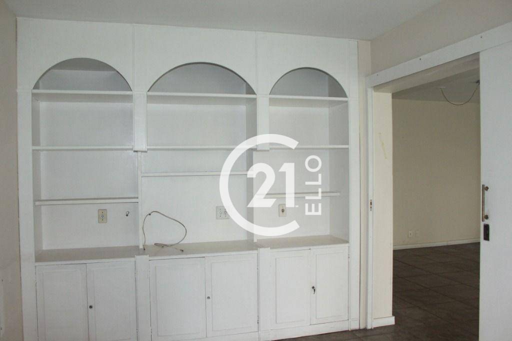 Apartamento à venda com 3 quartos, 150m² - Foto 7