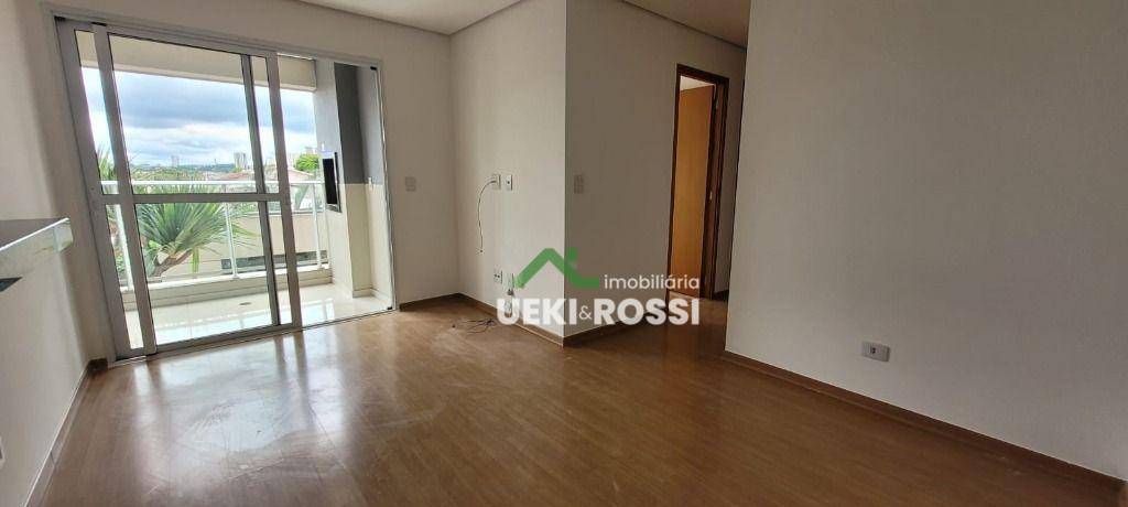 Apartamento à venda com 3 quartos, 74m² - Foto 4