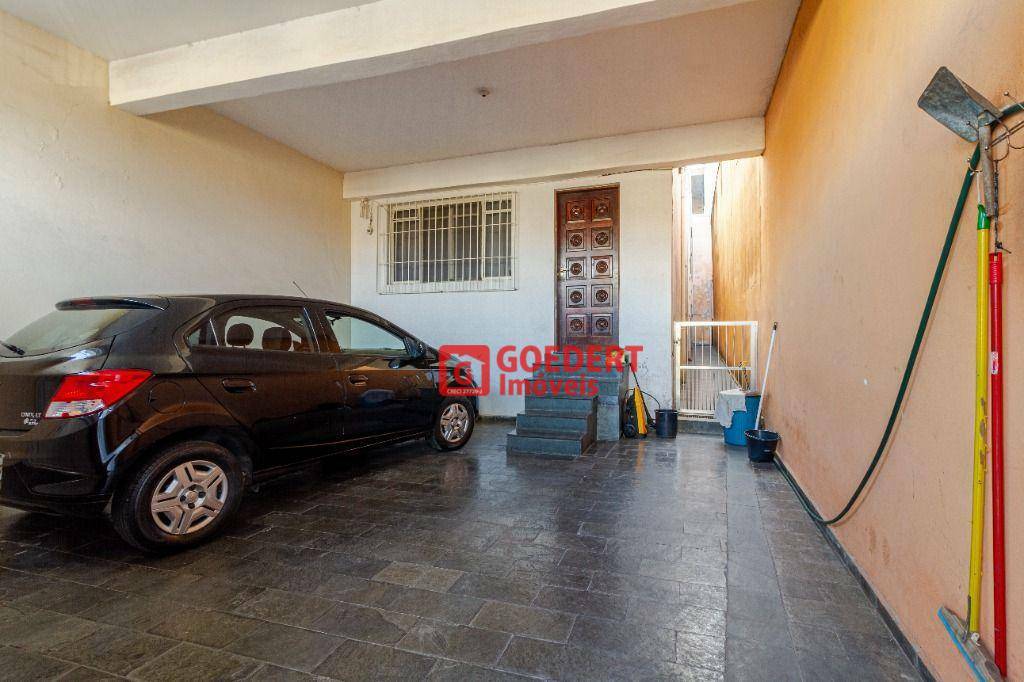 Sobrado à venda com 3 quartos, 248m² - Foto 3