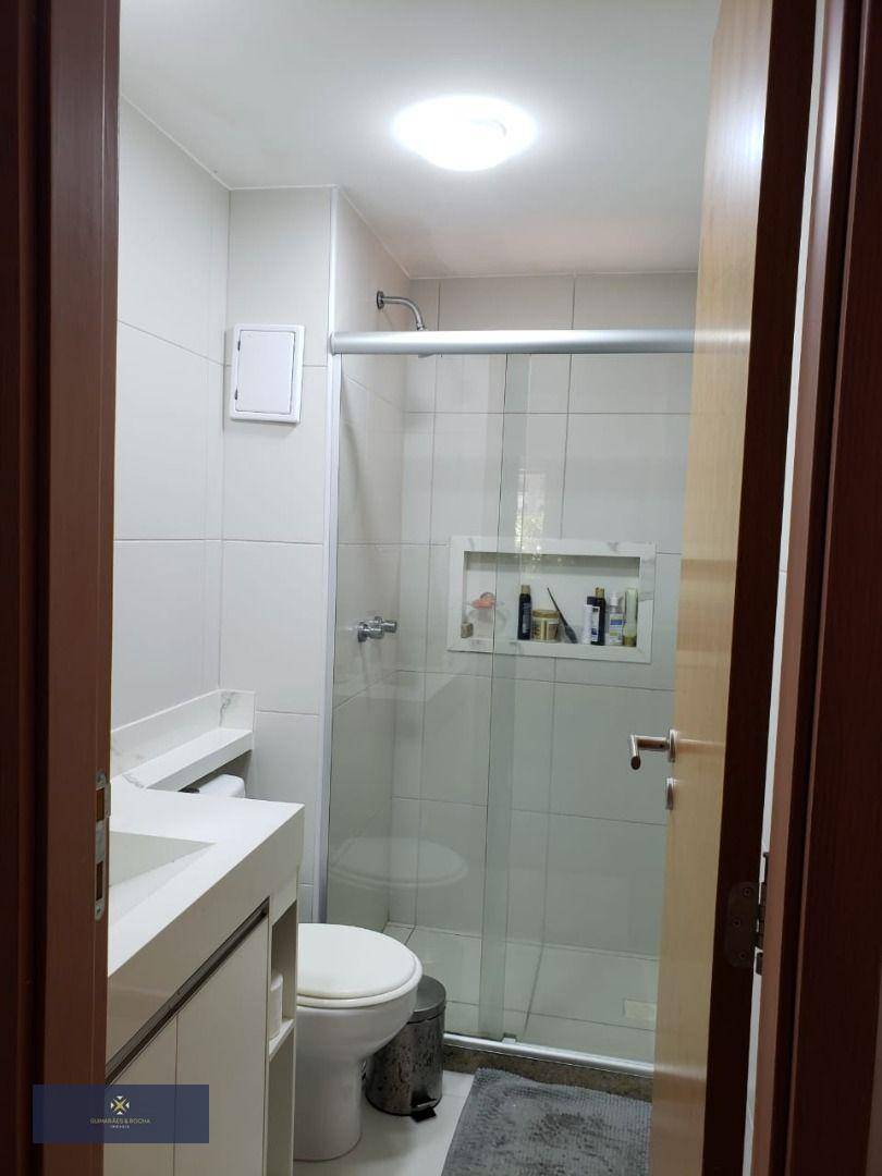 Apartamento à venda com 2 quartos, 100m² - Foto 11