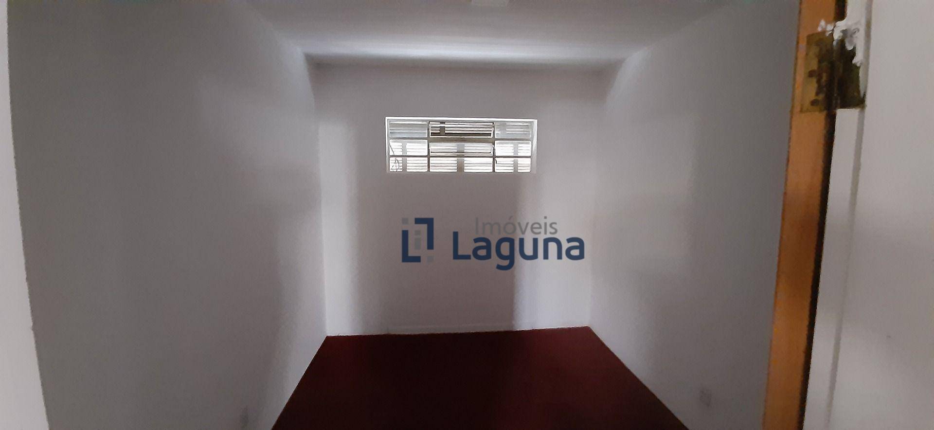 Sobrado à venda com 4 quartos, 331m² - Foto 4