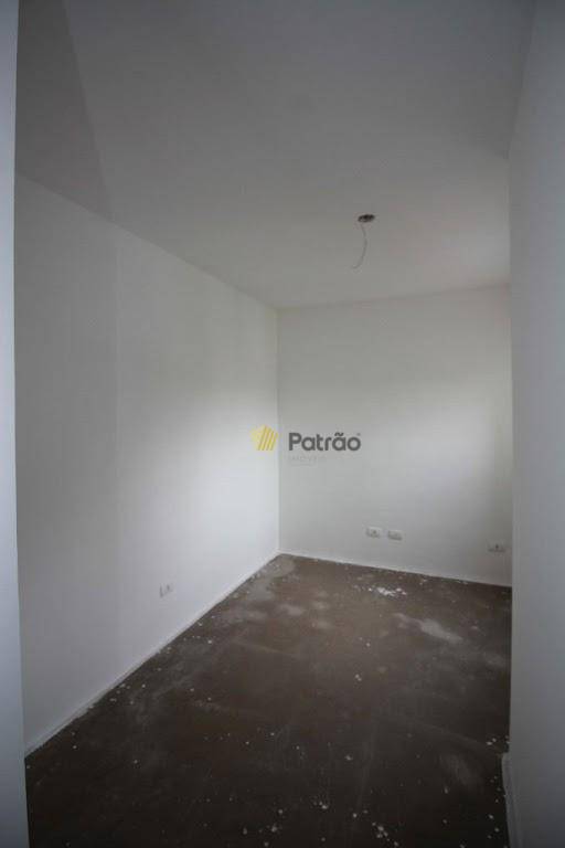 Apartamento à venda com 2 quartos, 69m² - Foto 5