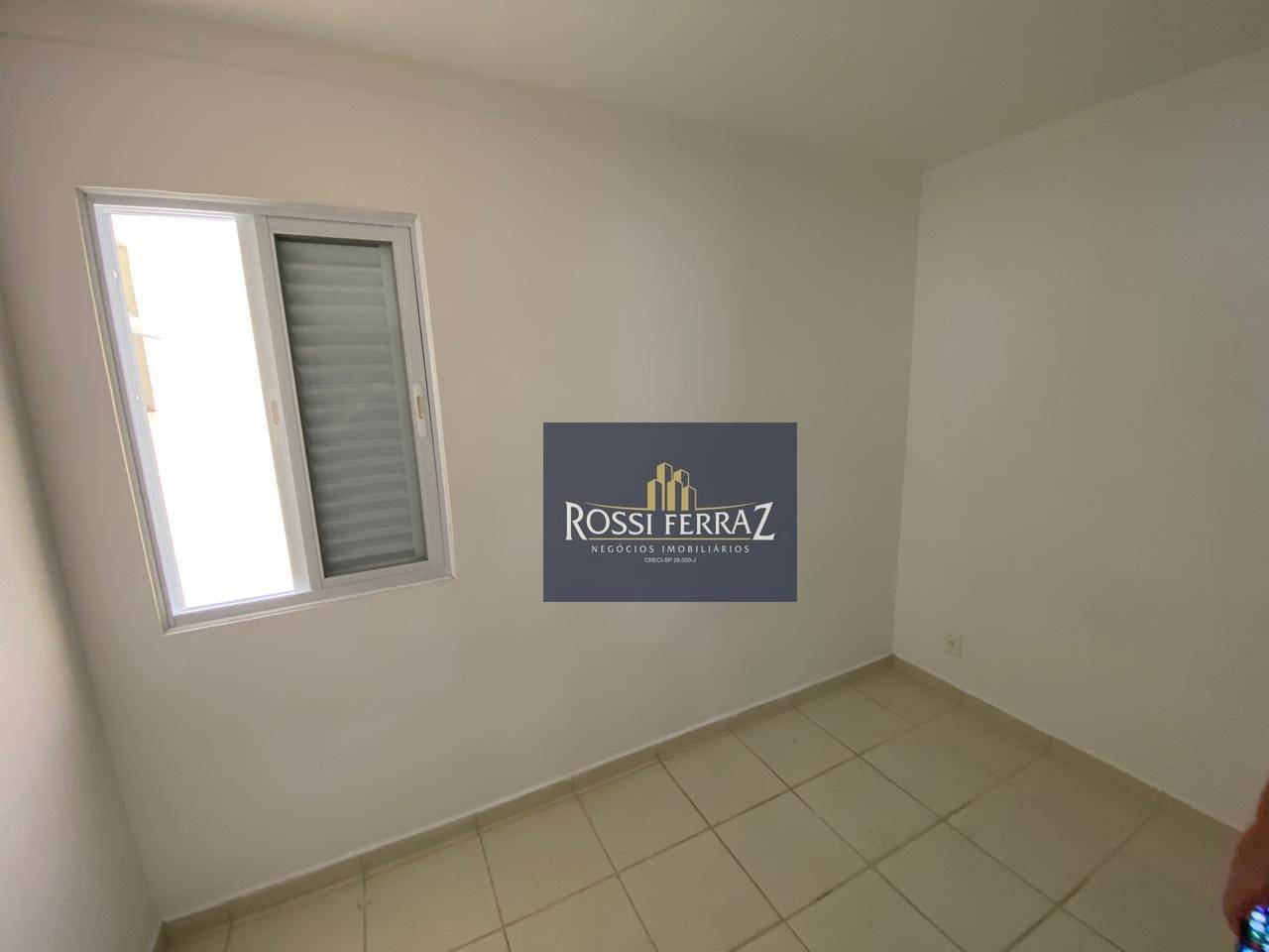 Apartamento para alugar com 2 quartos, 65m² - Foto 8