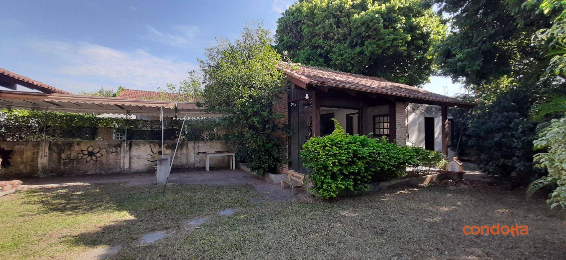 Casa para alugar com 4 quartos, 331m² - Foto 47