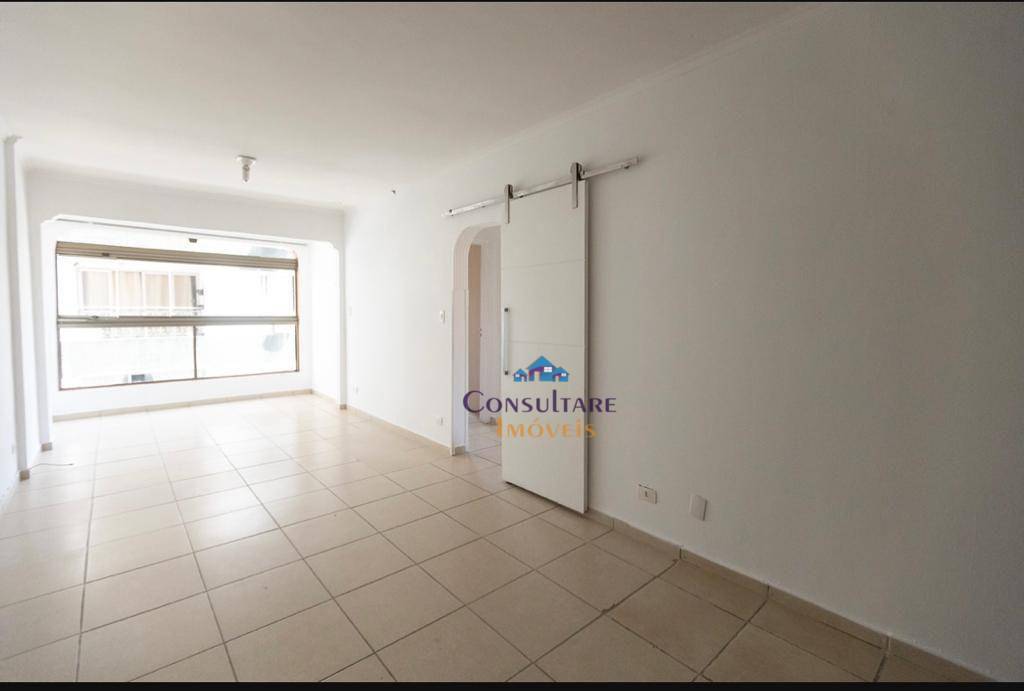 Apartamento à venda com 2 quartos, 82m² - Foto 3