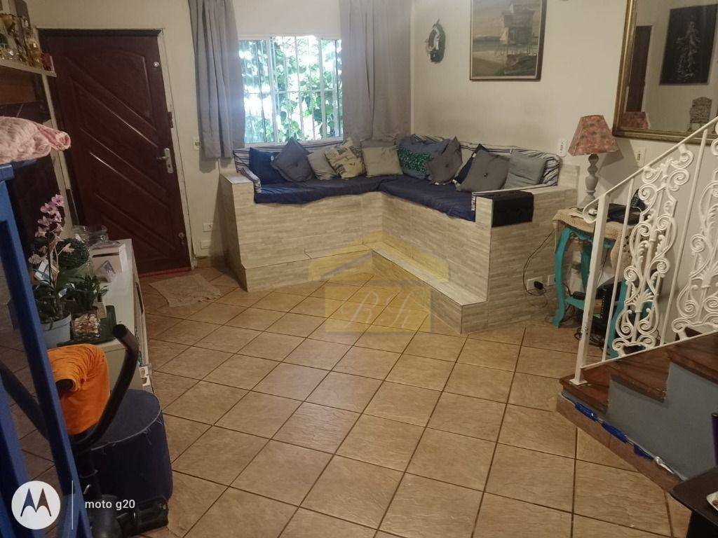 Casa à venda com 3 quartos, 80m² - Foto 3