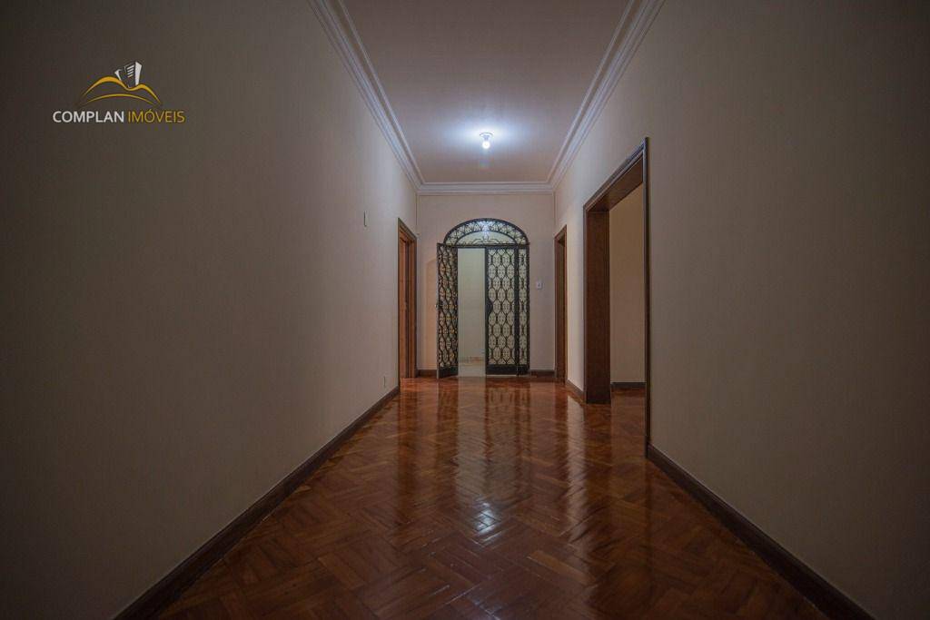 Apartamento para alugar com 4 quartos, 280m² - Foto 4