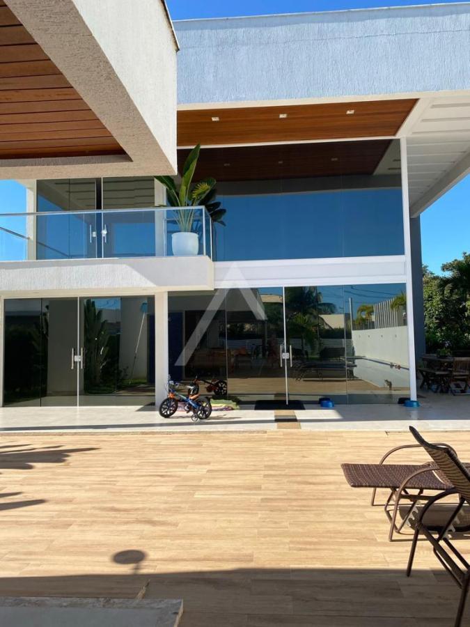 Casa de Condomínio à venda com 5 quartos, 473m² - Foto 2