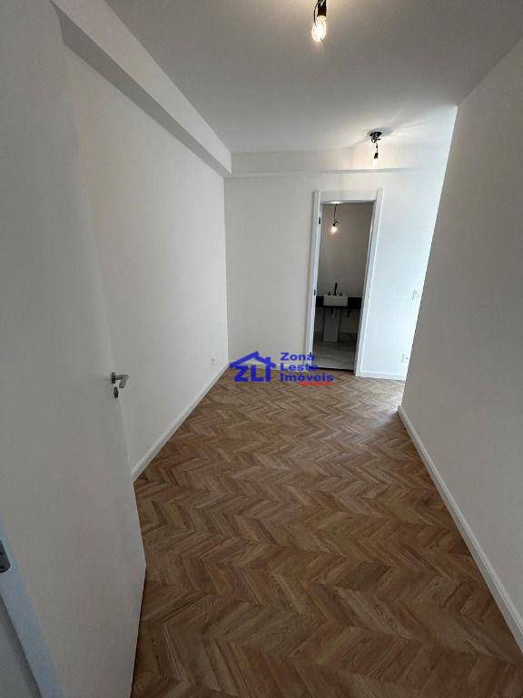 Apartamento à venda com 3 quartos, 119m² - Foto 29