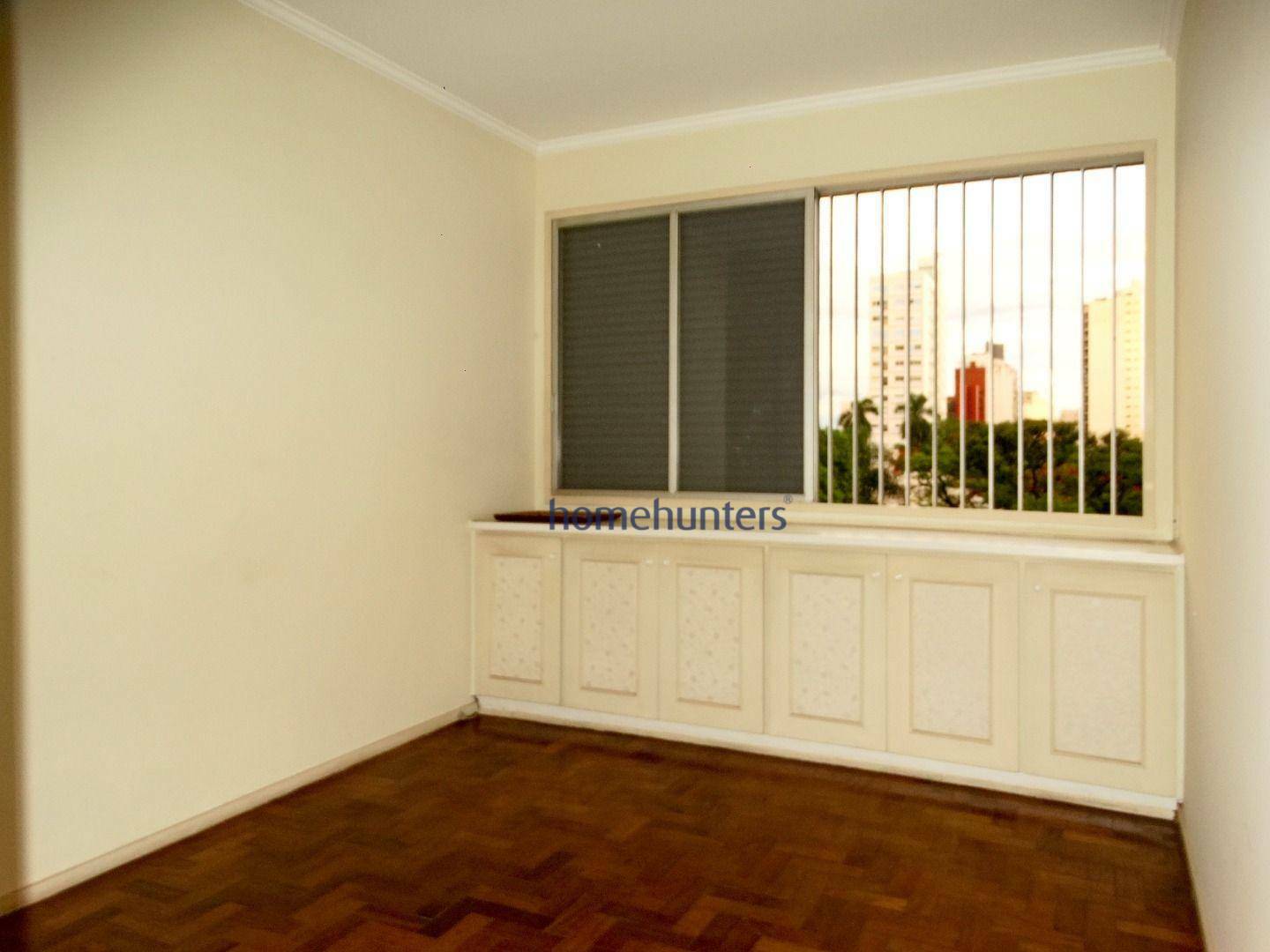 Apartamento à venda com 4 quartos, 190m² - Foto 11