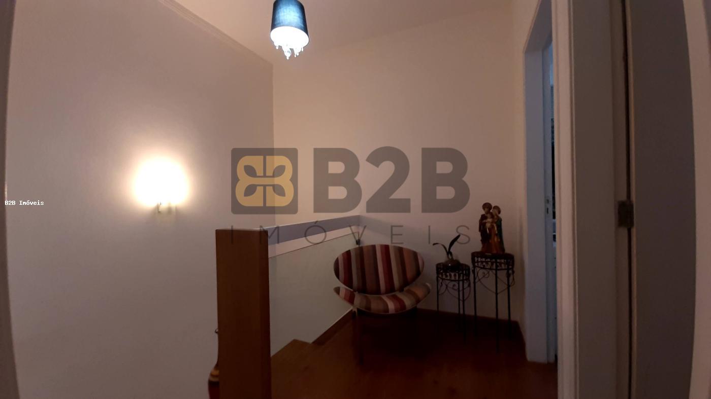 Casa à venda com 2 quartos, 85m² - Foto 14