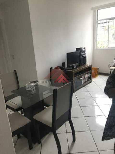 Apartamento à venda com 2 quartos, 94m² - Foto 2