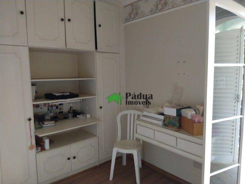 Casa à venda com 3 quartos, 320m² - Foto 28