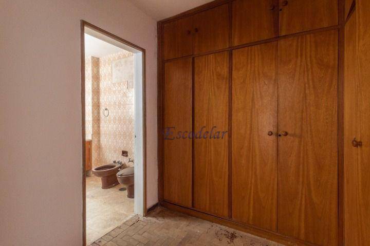 Apartamento à venda com 3 quartos, 246m² - Foto 25