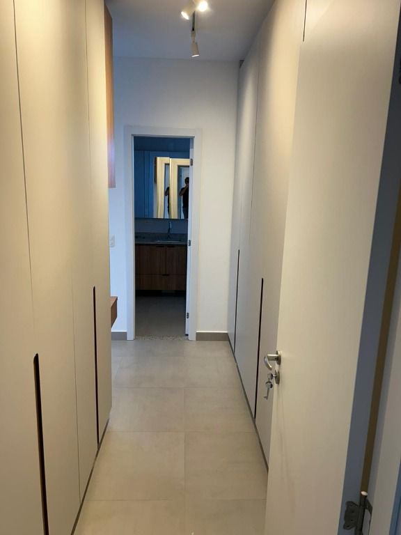 Apartamento para alugar com 3 quartos, 162m² - Foto 11