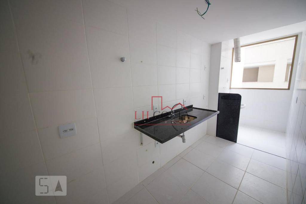 Apartamento à venda com 2 quartos, 60m² - Foto 15