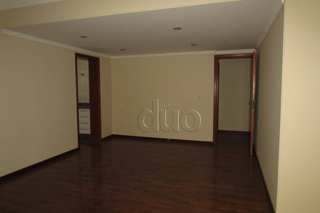 Apartamento à venda com 3 quartos, 136m² - Foto 3