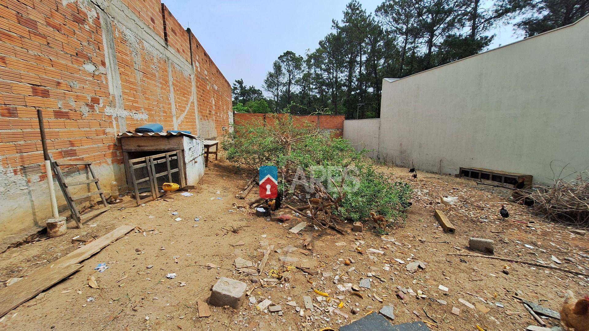 Terreno à venda, 300M2 - Foto 1