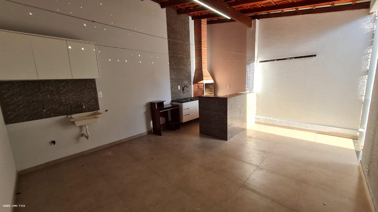 Casa à venda com 3 quartos, 165m² - Foto 7