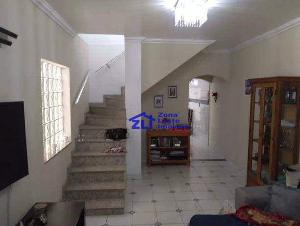 Sobrado à venda com 3 quartos, 125m² - Foto 1