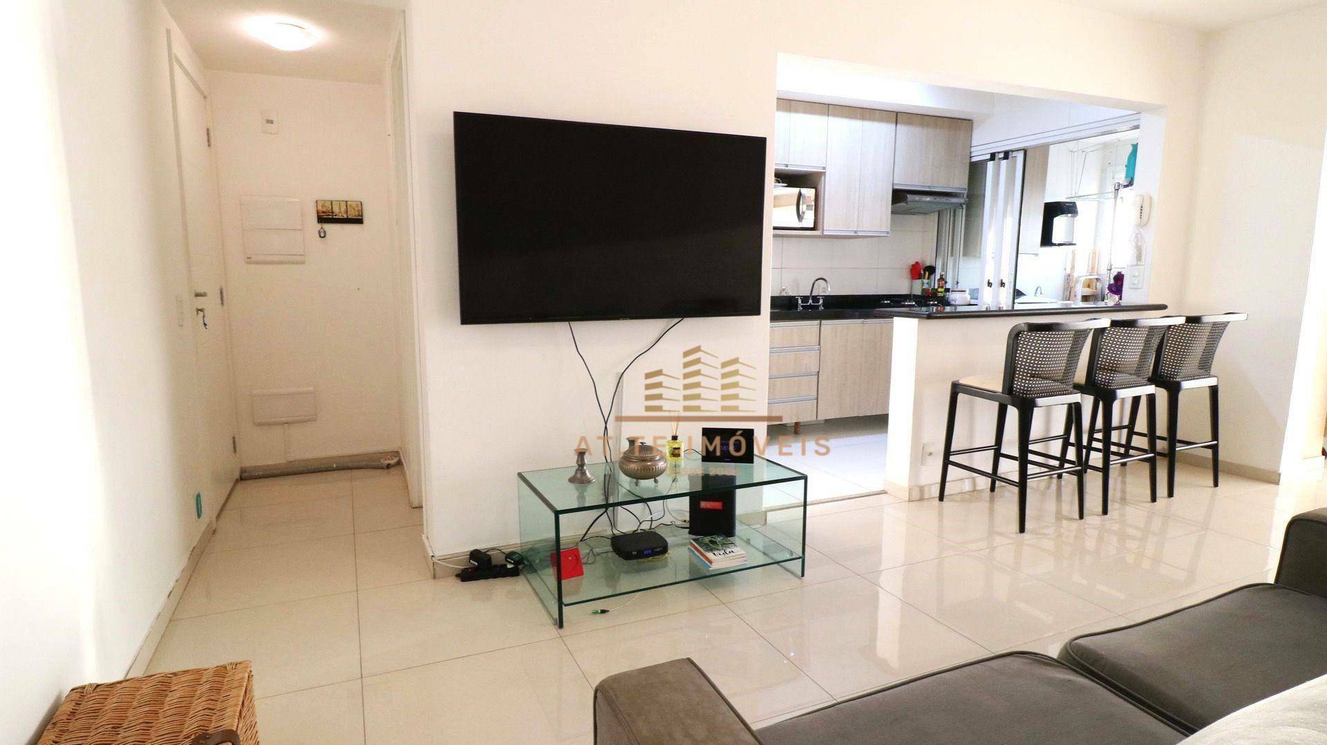 Apartamento à venda com 2 quartos, 77m² - Foto 4