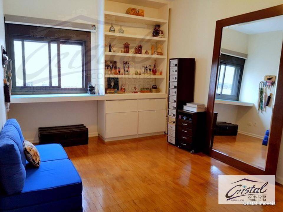 Apartamento à venda com 3 quartos, 245m² - Foto 23