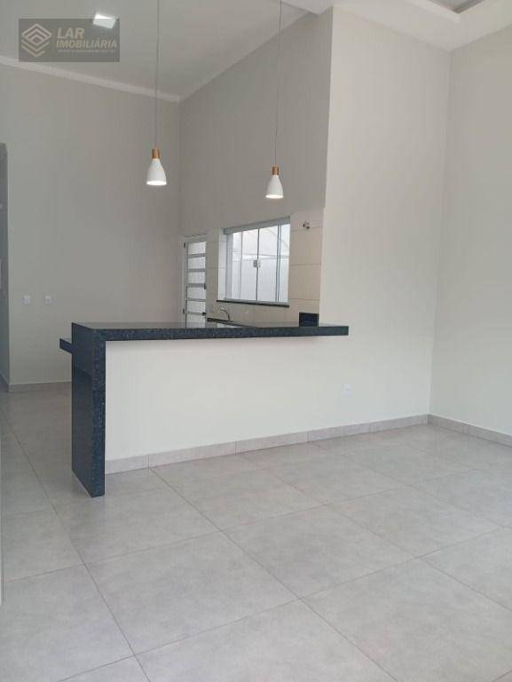 Casa, 2 quartos, 71 m² - Foto 1