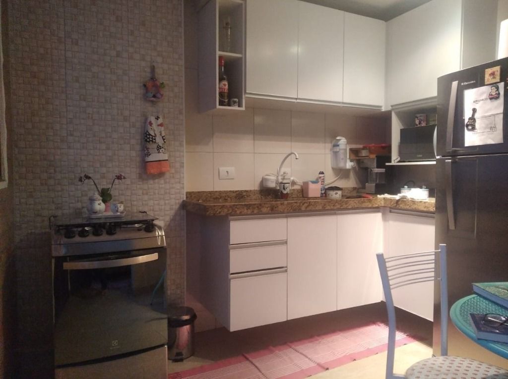 Casa à venda com 2 quartos, 90m² - Foto 10