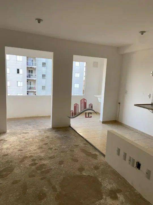 Apartamento para alugar com 2 quartos, 50m² - Foto 5