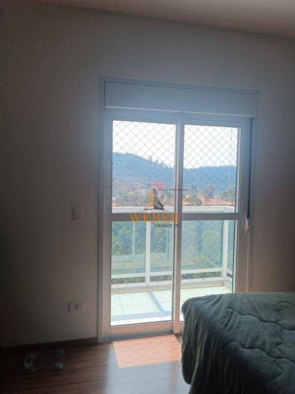 Apartamento à venda com 3 quartos, 117m² - Foto 18