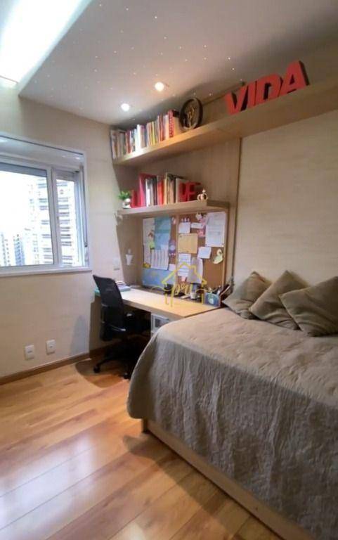 Apartamento à venda com 3 quartos, 189m² - Foto 33