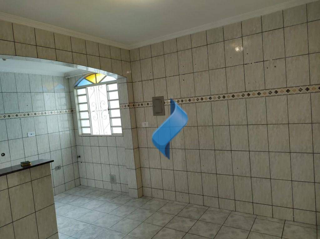 Casa à venda com 3 quartos, 90m² - Foto 13